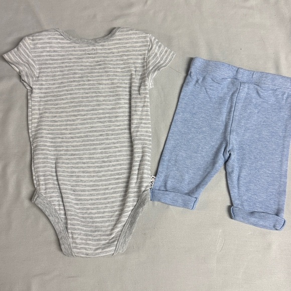 Ellen DeGeneres - Light Gray Striped Baby Onesie Shirt and matching pants - Picture 4 of 4